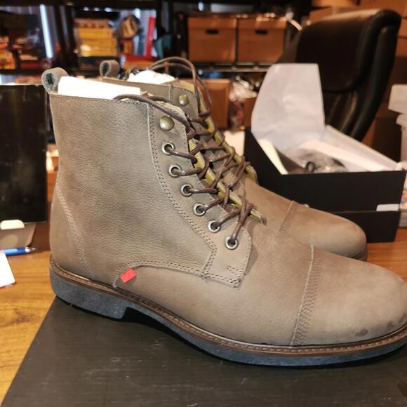NEW Mens Marc Joseph Lincon Center boots, truffle washed grainy color size 10